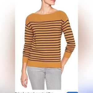 Size M Gap Stripe boatneck sweater